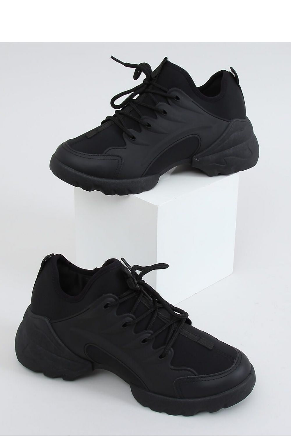 Sport Shoes model 151548 Inello